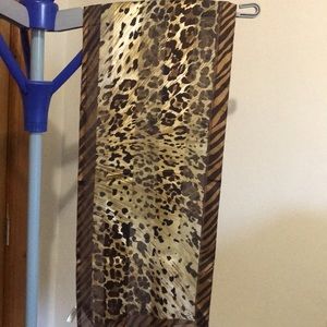 Oscar de la Renta animal print scarf